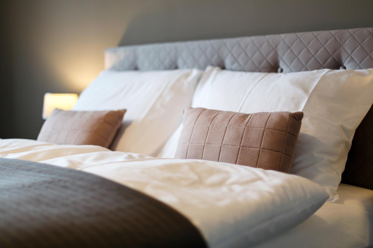 Golden Apartments ออสตราวา ภายนอก รูปภาพ